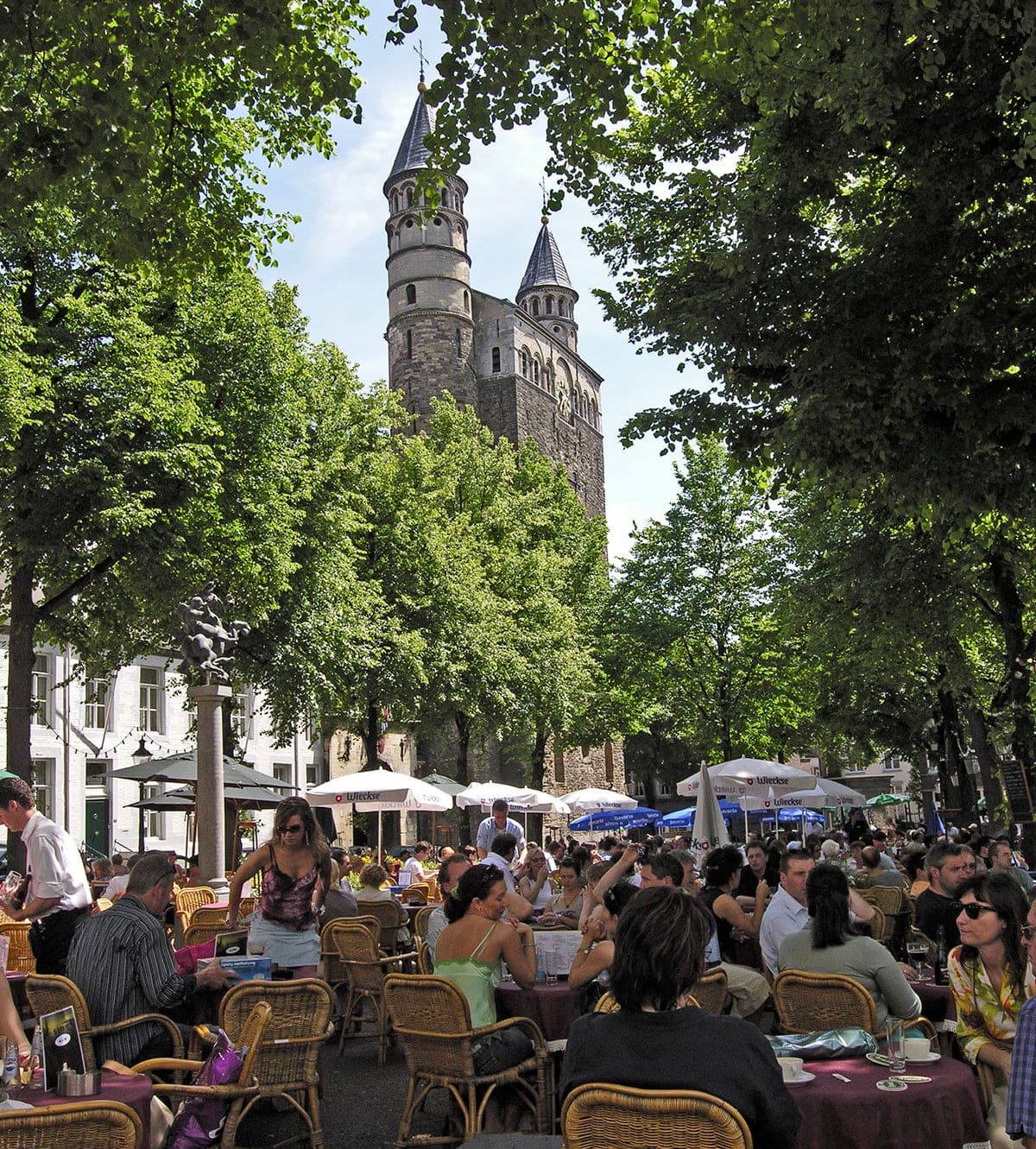 Onze-Lieve-Vrouweplein