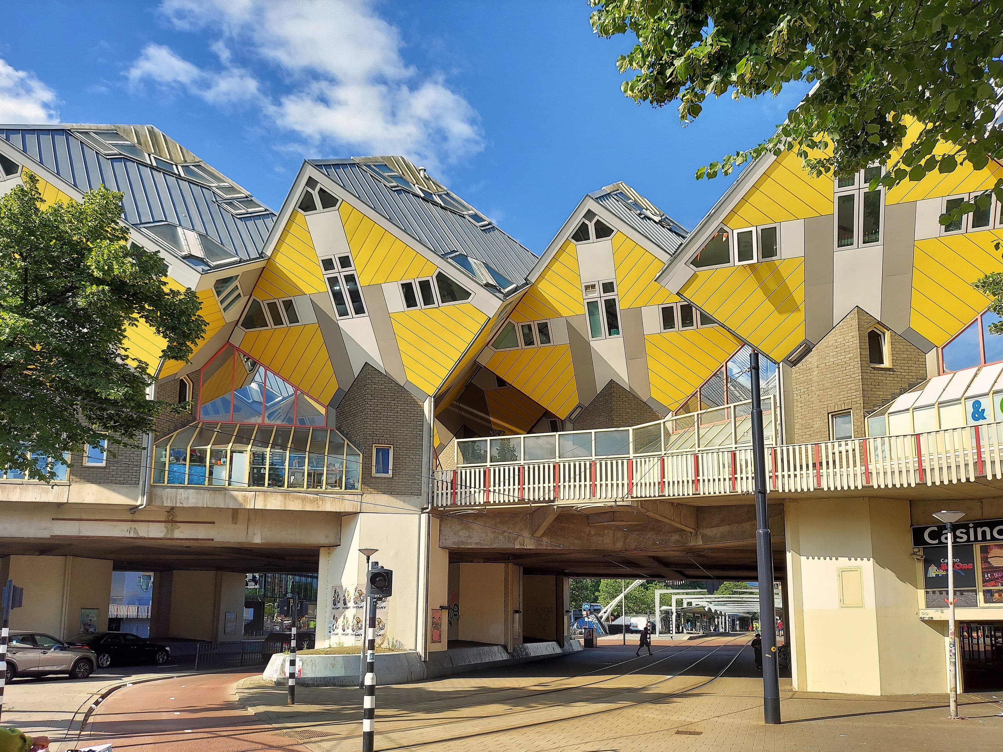 Rotterdam - Architecture, food halls, harbor cruises and design hotels